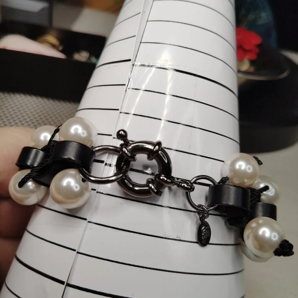 Lee Angel Black Metal and Faux Pearl Bracelet 8 Inch Senorita Clasp